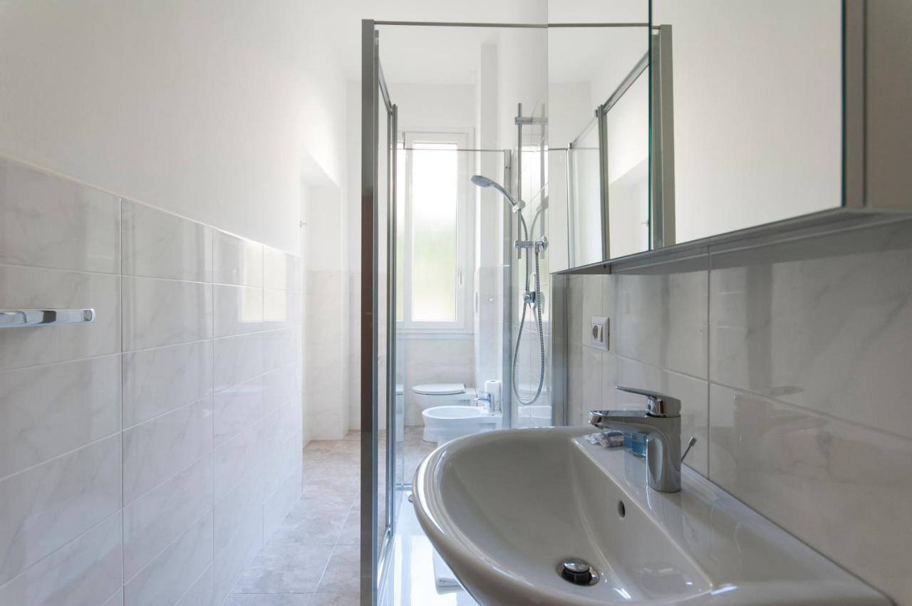 Apartment Youhosty - Lomazzo C 3